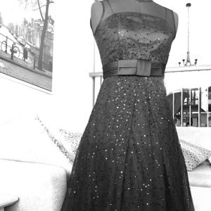 ❄Ann Taylor black sequin party dress 🌟like new!💖
